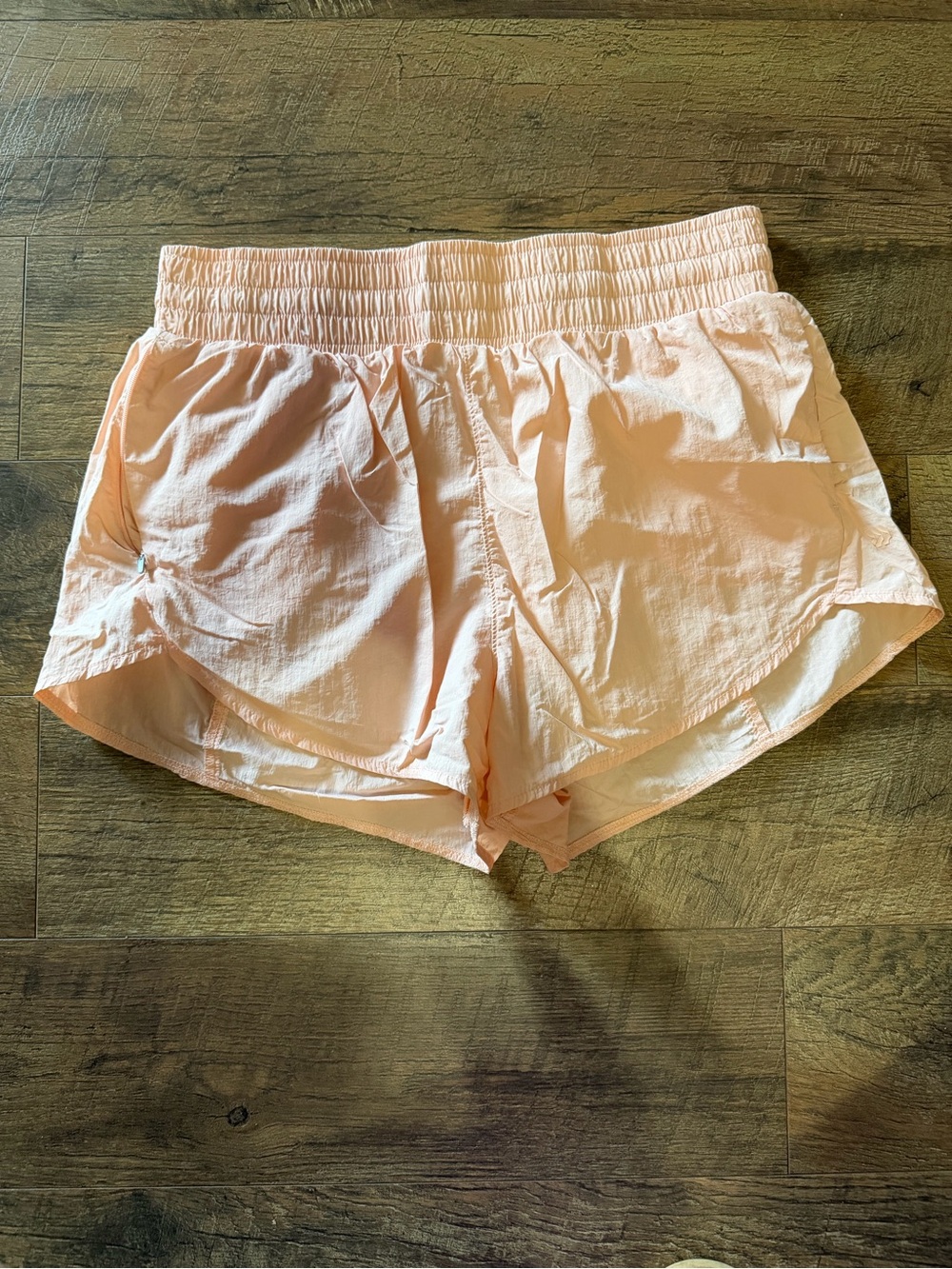 All In Motion Crinkle Tulip Light Pink Women's Active Shorts
